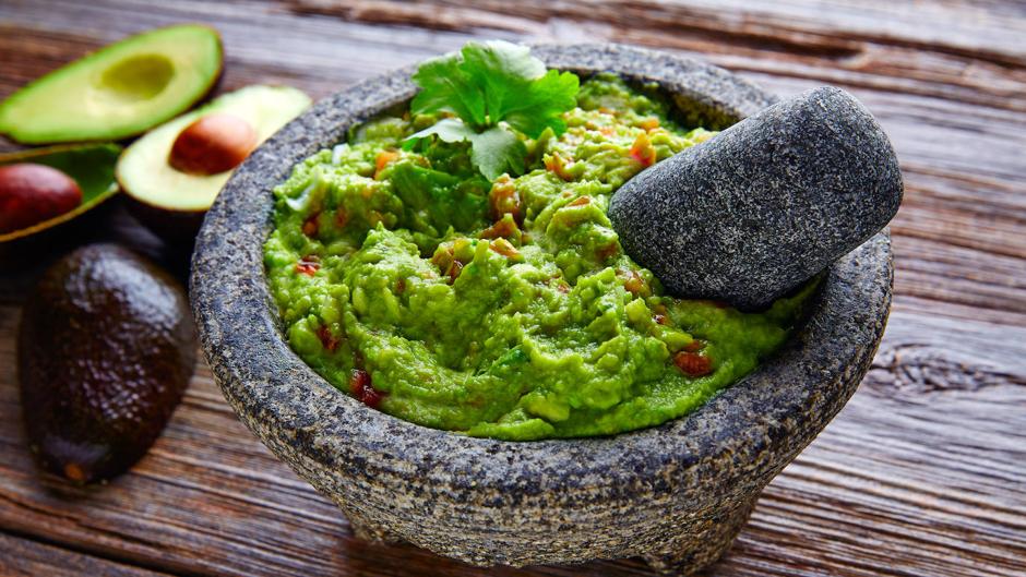 Cómo hacer guacamole casero al estilo mexicano en menos de 15 minutos