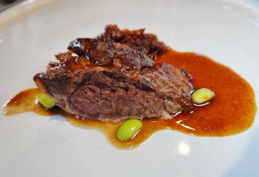 Carrilleras entomatadas