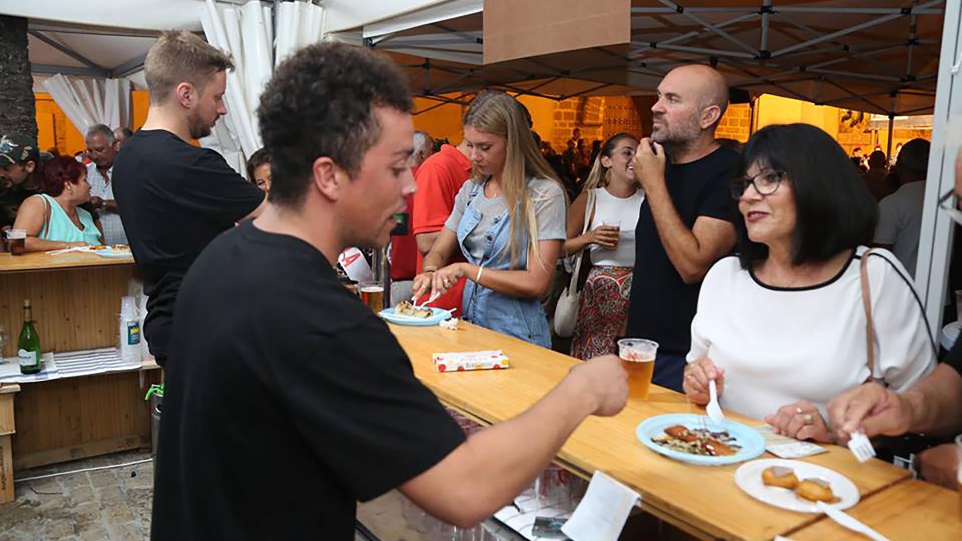 Comienza la vigésima Feria de la Tapa de Rota