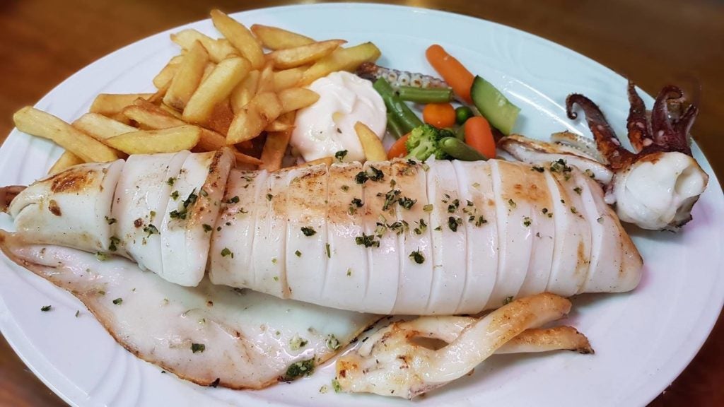 bar restaurante sardina alhaurin de la torre. 