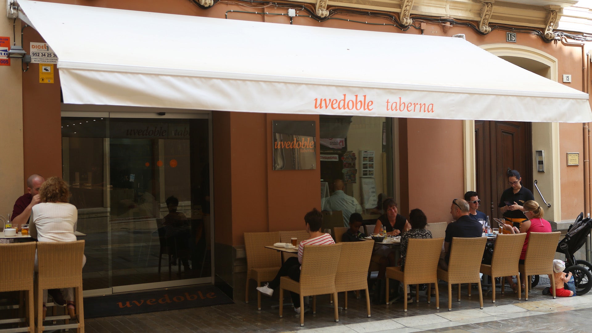 Qué comer en Taberna Uvedoble en el centro de Málaga