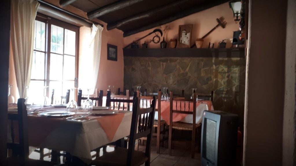 restaurante bar el anafe en parauta 8. 