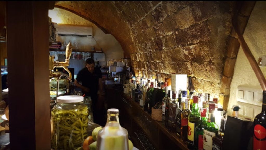 restaurante la casa grande de alpandeire 5. 