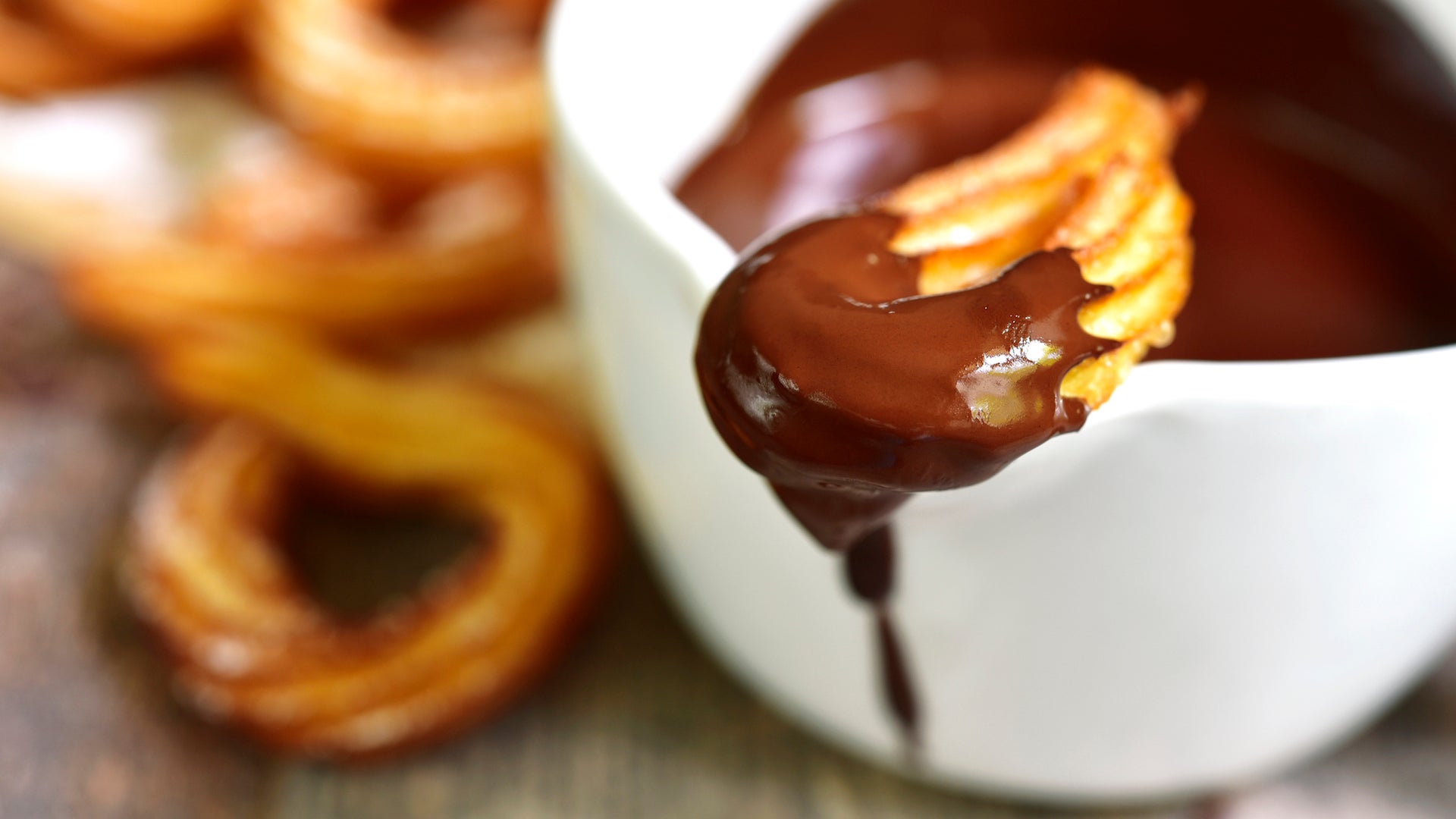 9 bares y cafeterías en Málaga para tomar chocolate con churros