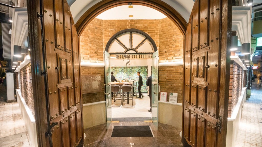 restaurante cafe de paris en malaga capital 2. 