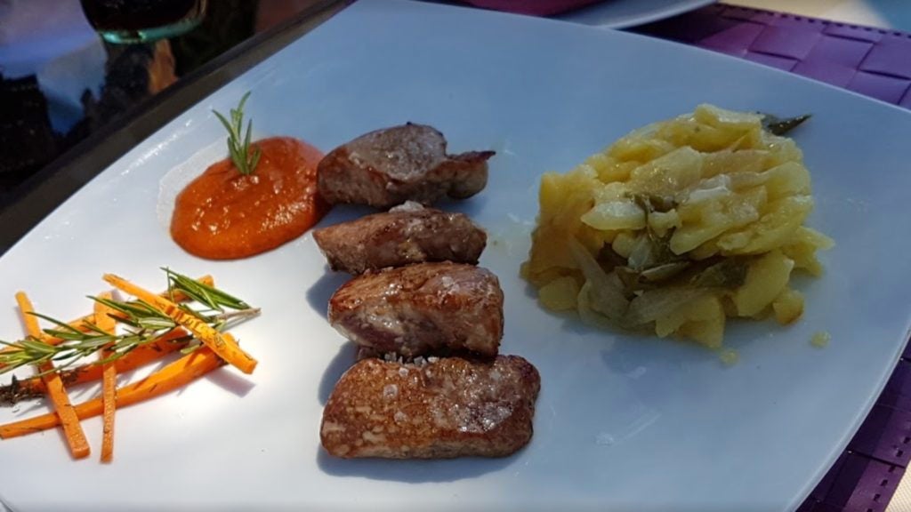 restaurante kabilas en benarraba 4. 