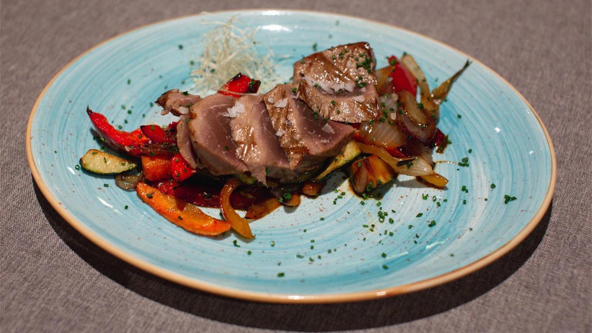 Restaurantes y bares para comer bien en Teatinos: Los favoritos de la redacción de GURMÉ