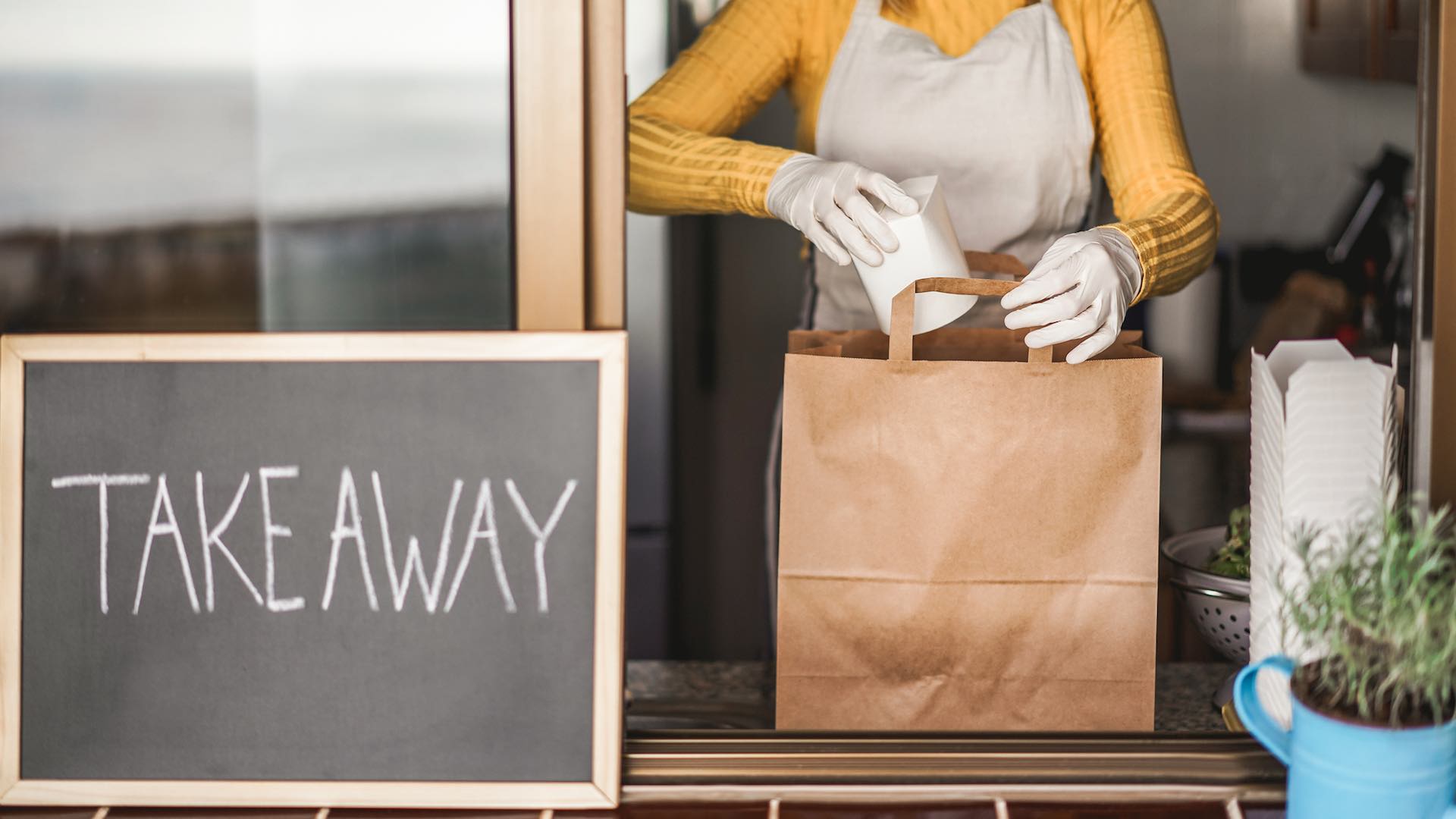 Take away y delivery en la hostelería malagueña: Restaurantes que guisan para usted (por tipo de cocina)