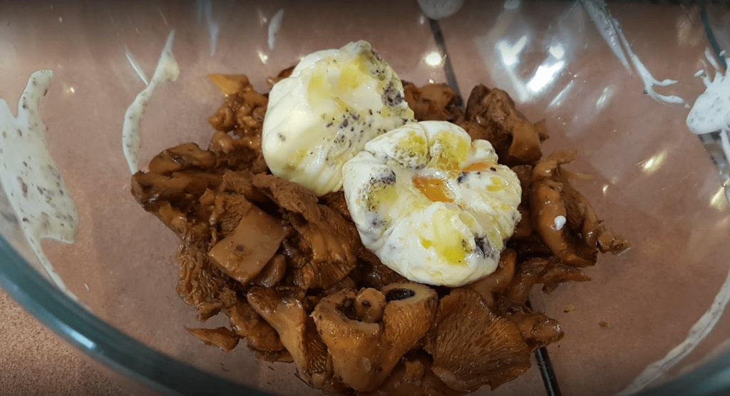 Screenshot 2021-09-17 13.04.07. 