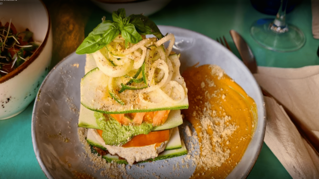 Screenshot 2021-09-26 22.20.18. 