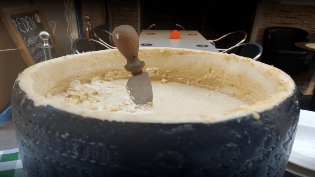 Screenshot 2021-10-01 17.16.53. 