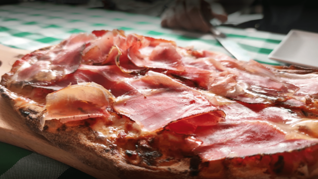 Screenshot 2021-10-01 18.15.26. 