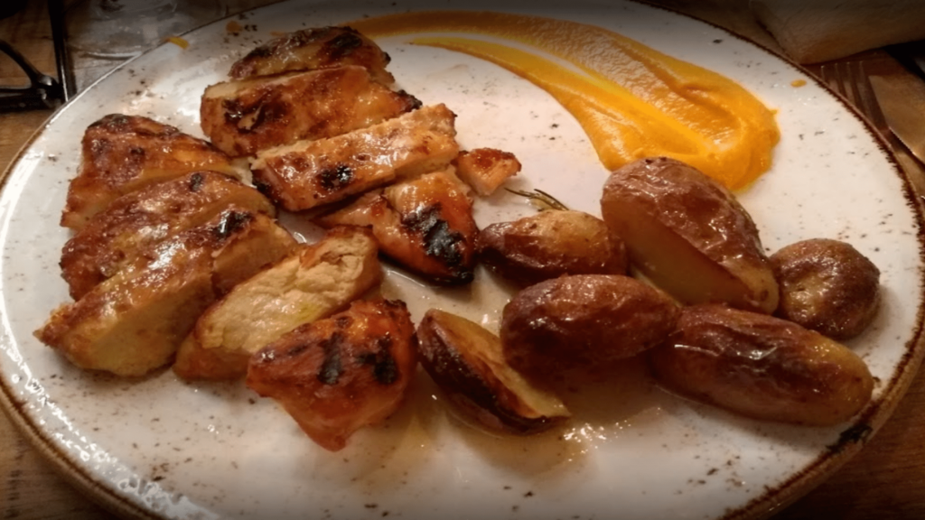 Screenshot 2021-10-02 22.42.13. 