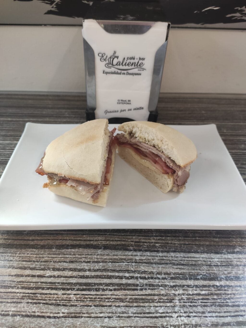 WhatsApp Image 2021-11-16 at 14.48.15 (3). 