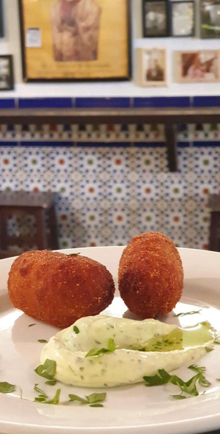 121154049_3890364254314328_4006551870794337844_n. 