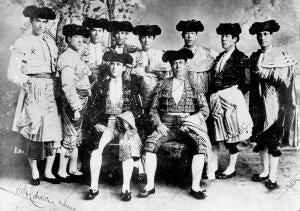 Rafael Guerra "Guerrita" Posando con su cuadrilla