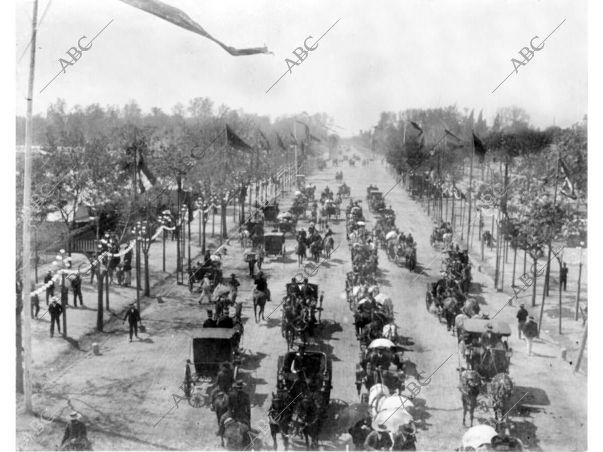 feria-de-abril-de-sevilla-hacia-1900-archivo-abc