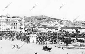 Inauguración de la Plaza de España a principios del siglo XX