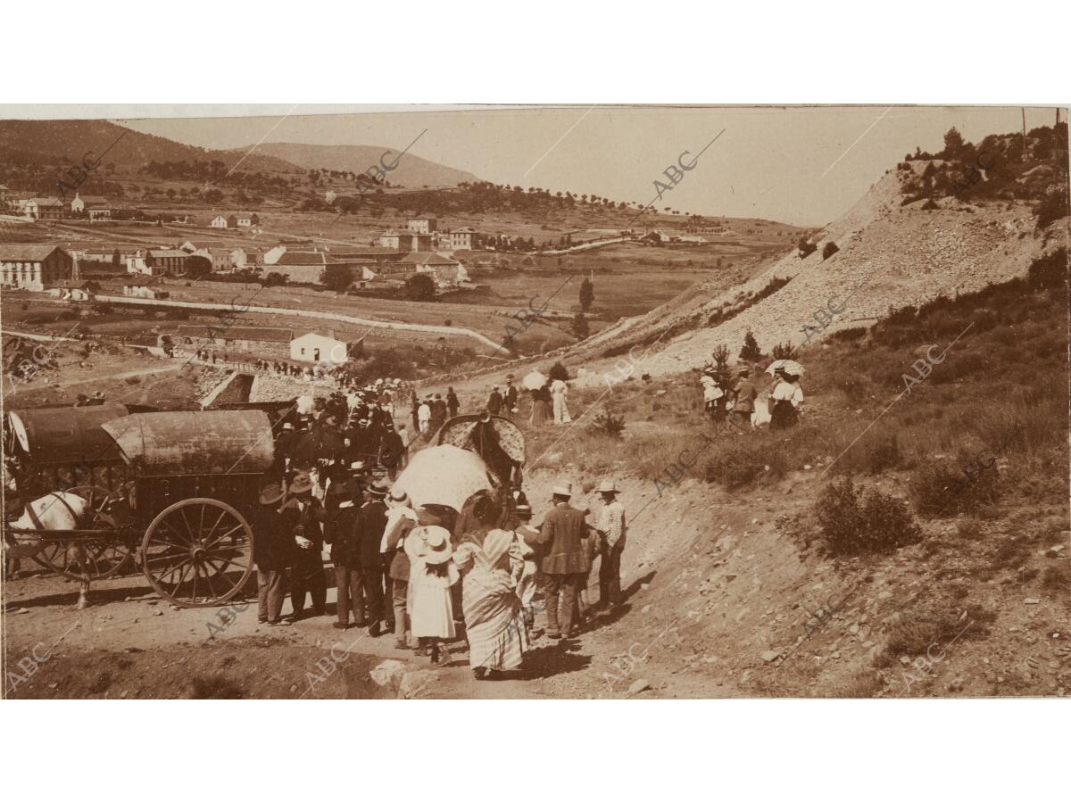 San Rafael (Segovia), 16/09/1906. Excursión dominguera. En la imagen