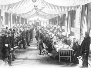 comedor del batallón de Cazadores de las Navas en el cuartel de la Reina...