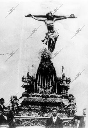 La canastilla se Cambió en 1939 y Fue Realizada en estilo barroco por Francisco...