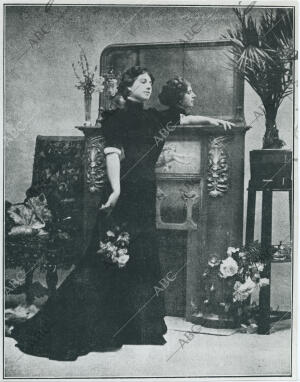 Mata Hari retratada por Kaulak