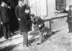 El Rey D. Manuel II de Portugal, en la localidad portuguesa de Villaviciosa