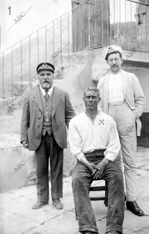 "Pasos Largos" sentado en la cárcel de Ronda - foto garrido y galindo y Martín...