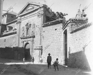 Monasterio De "las Bernardas"