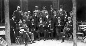 Banquete con que Fu agasajado ayer el publicista Sr. Cascales y y Muñoz (X), con...