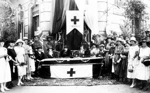 Una de las Mesas de la cuestación Organizada por la junta de Damas de la cruz...