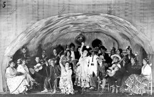 Éxitos Teatrales en el año 1922.5. "el niño de Oro", en el teatro de la Comedia