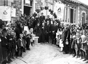 Escuelas Publicas Construidas con los Donativos de los Excmos