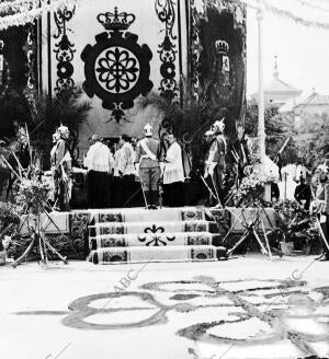 Solemne bendición del altar Clonado por los Caballeros de la orden militar de...