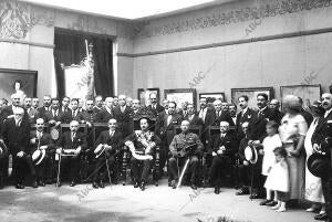 El director general de Bellas Artes (X) Autoridades e Invitados en el acto...