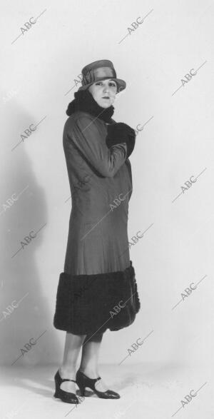 En la Imagen, abrigo de 1926 diseño de Lucien Lelong