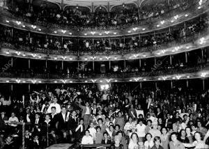 Aspecto que Ofrecía la sala durante la fiesta del Niño, brillantemente Celebrada