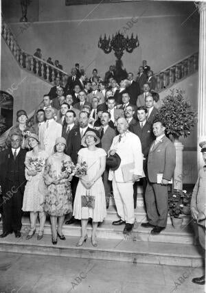 El alcalde de Sevilla y el comisario regio de la Exposición Iberoamericana (van...