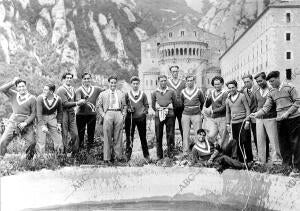 Concentracion del equipo en el monasterio de Montserrat antes de un partido de...