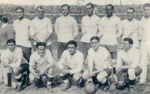 De Pie: Ernesto Mascheroni, José Nasazzi (Cap), Enrique Ballesteros, Lorenzo...