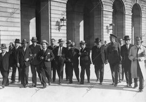 La comisión que se Incauta del palacio Real, Integrada por el director general...