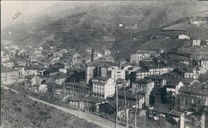 Vista general de la Industriosa ciudad de Eibar que A raíz de la Última...