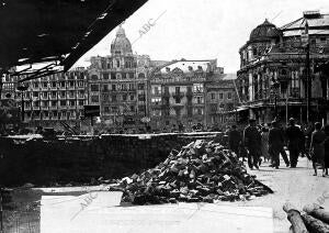 Barricadas de los rojos en el arenal de Bilbao