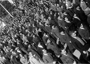 Final de la semana del Combatiente, con un desfile del ejército Popular