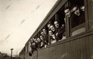 Seminaristas de ciudad Rodrigo en peregrinaje A Zaragoza, 1940