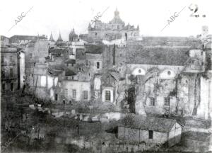 Única imagen conocida del derribo del convento