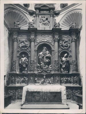 Retablo de la trinidad en la catedral de Jaca Creada por Juan de Ancheta