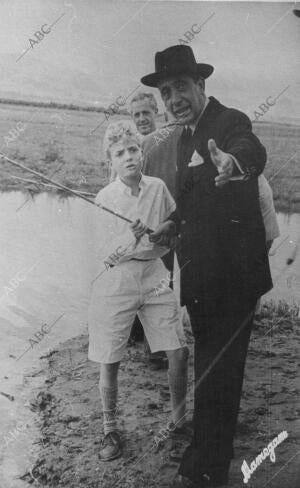 Don Juan Carlos de pesca en la presa de Manzanares el Real