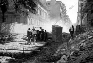 Aprovechando el verano, se han realizado obras en la calle de Hermosilla, que...