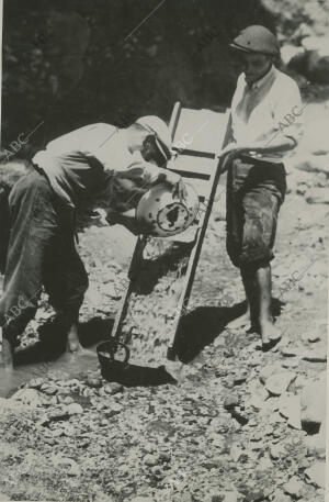 Río Darro (Granada), mayo de 1950